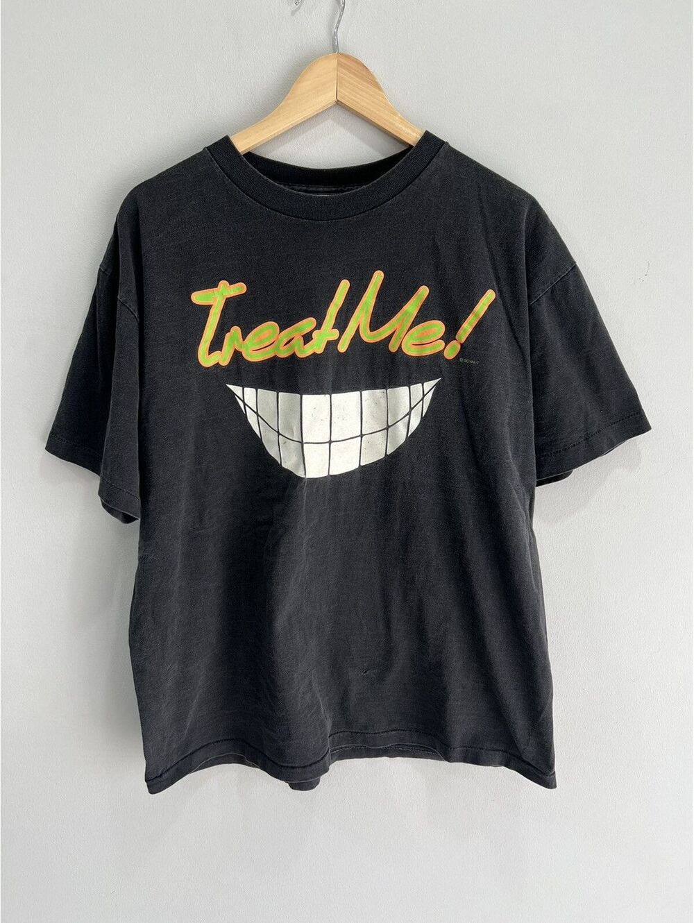 Vintage Treat Me Smiling Tee Shirt teeth